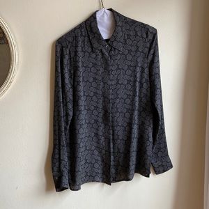 Vince size 2 silk button down floral pattern